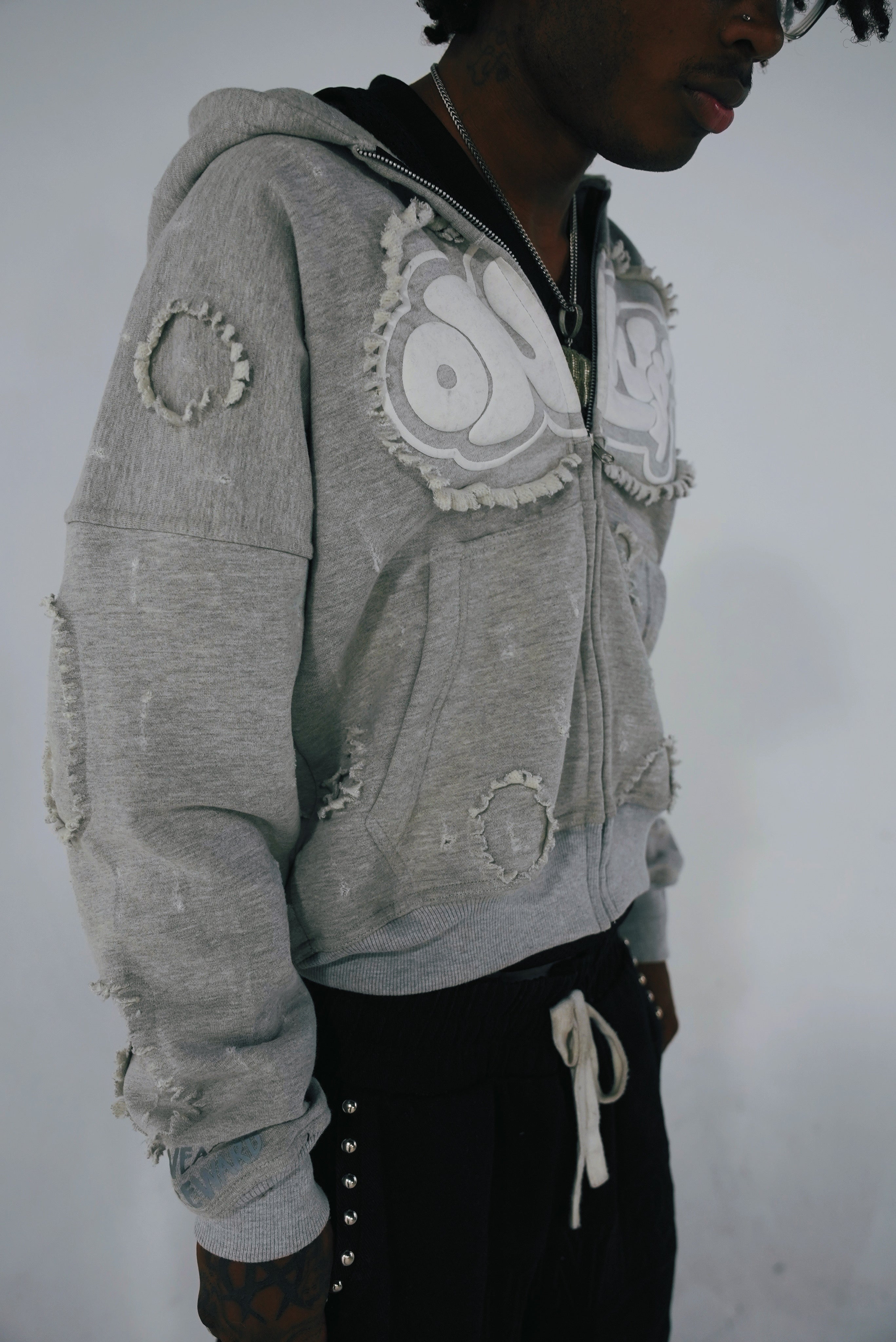 ONW DISTRESSED ZIP UP “COOL GREY”
